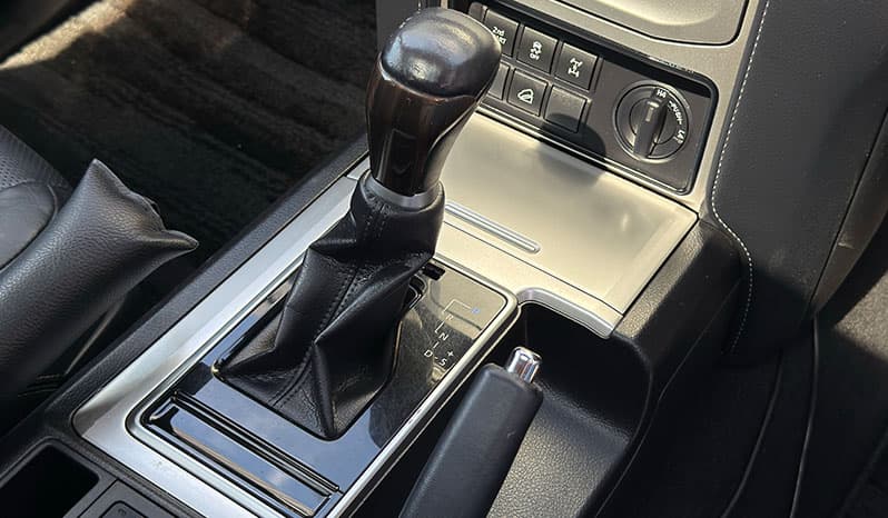 2018 Toyota Land Cruiser Prado image-16