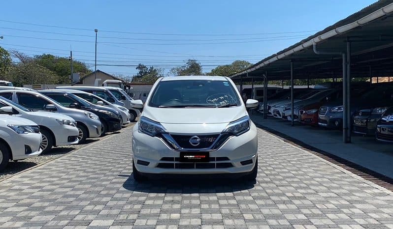 2017 Nissan Note image-1