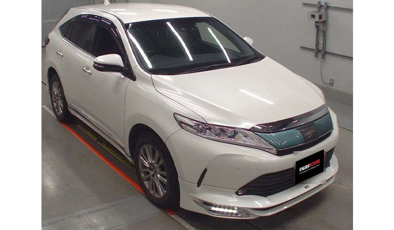 2017 Toyota Harrier image-1