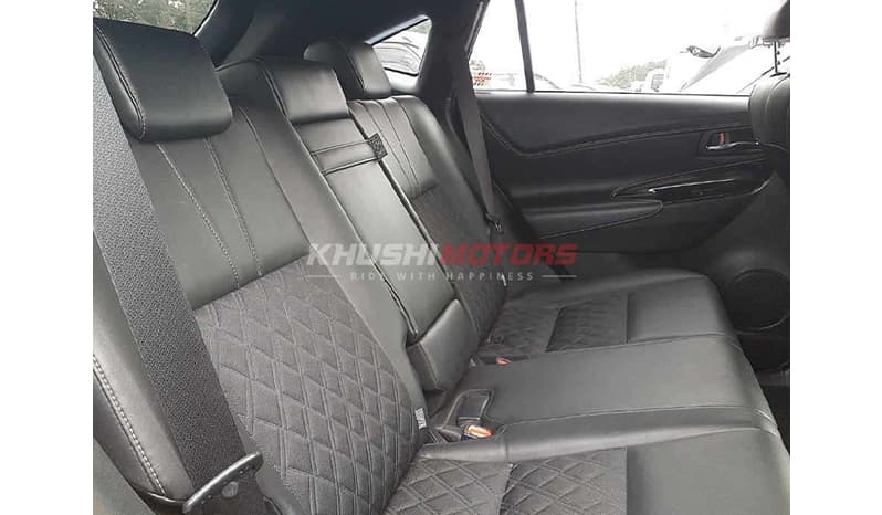 2017 Toyota Harrier image-7