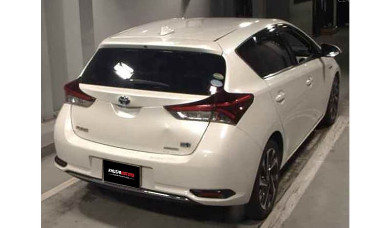 2017 Toyota Auris image-6