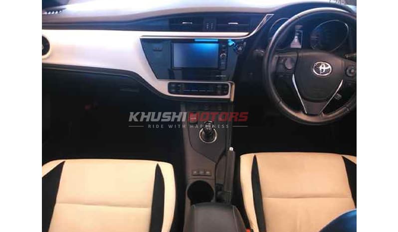 2017 Toyota Auris image-7