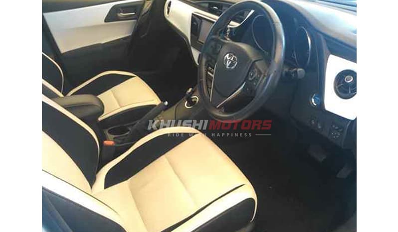 2017 Toyota Auris image-8