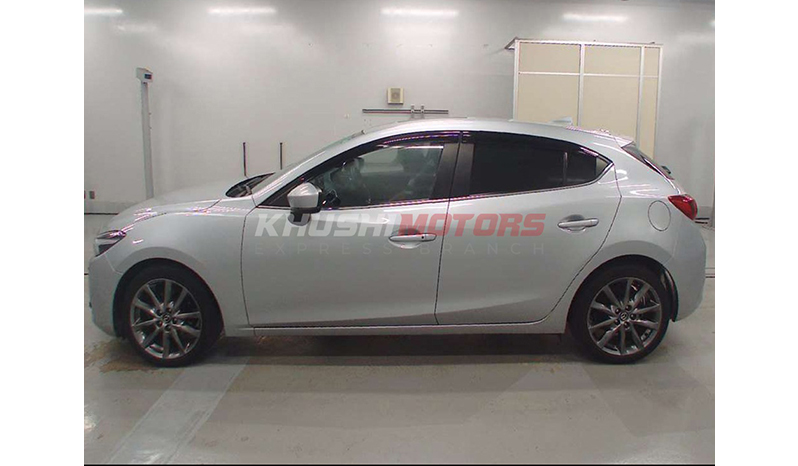 2018 Mazda Axela Sport 22XD L Package image-5