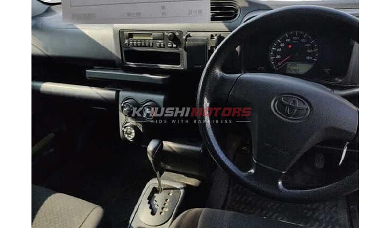 2017 Toyota Probox GL image-3