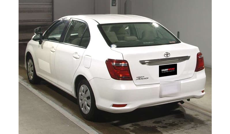 2017 Toyota Corolla Axio image-4