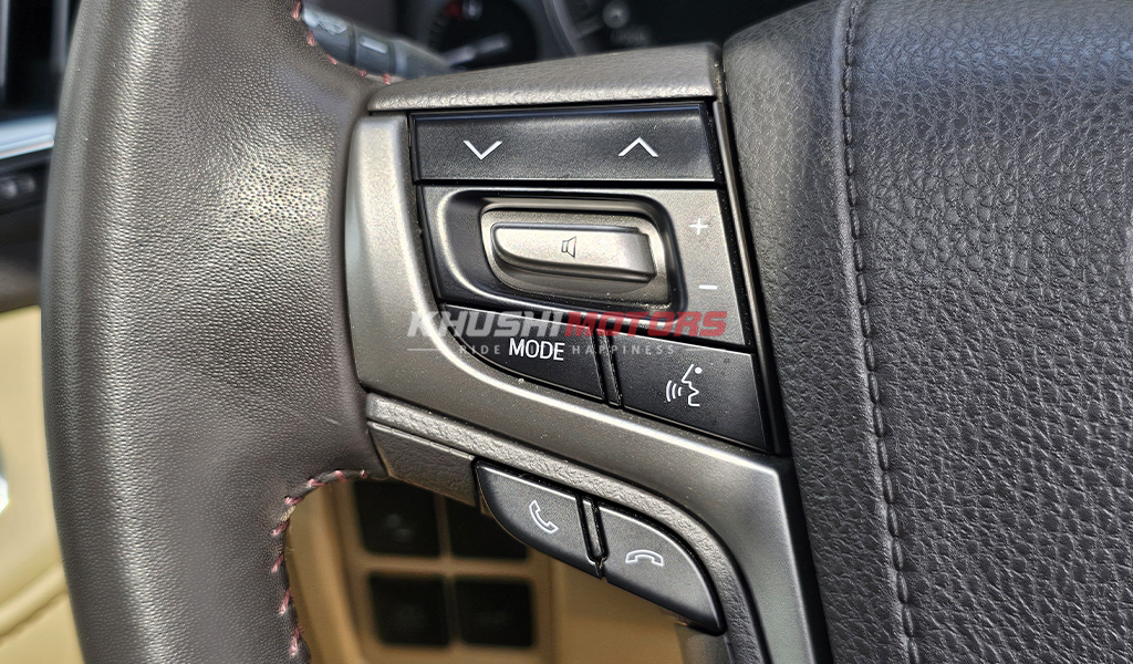 2017 Toyota Land Cruiser image-17