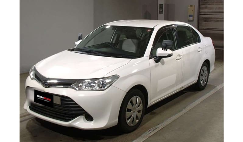 2017 Toyota Corolla Axio image-6