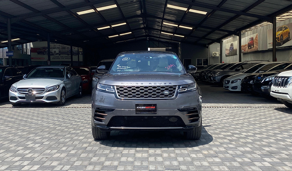 2017 Land Rover Velar image-1