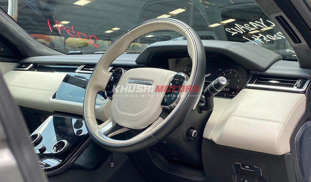 2017 Land Rover Velar image-10