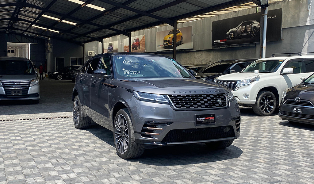 2017 Land Rover Velar image-14