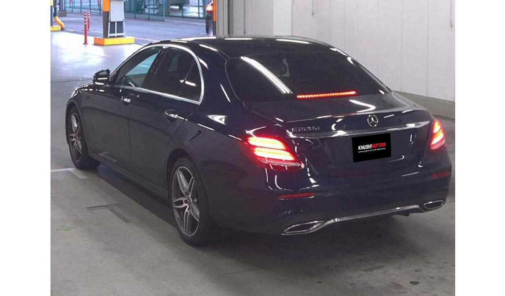 2018 Mercedes-Benz E220d image-3