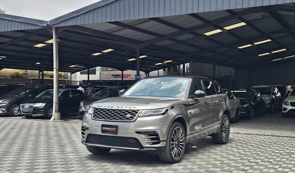 2017 Land Rover Range Rover Velar image-9