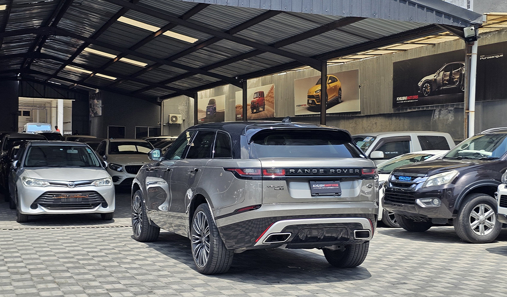 2017 Land Rover Range Rover Velar image-10