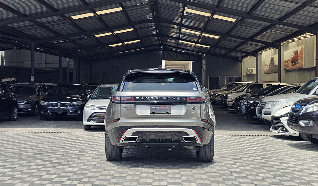 2017 Land Rover Range Rover Velar image-11