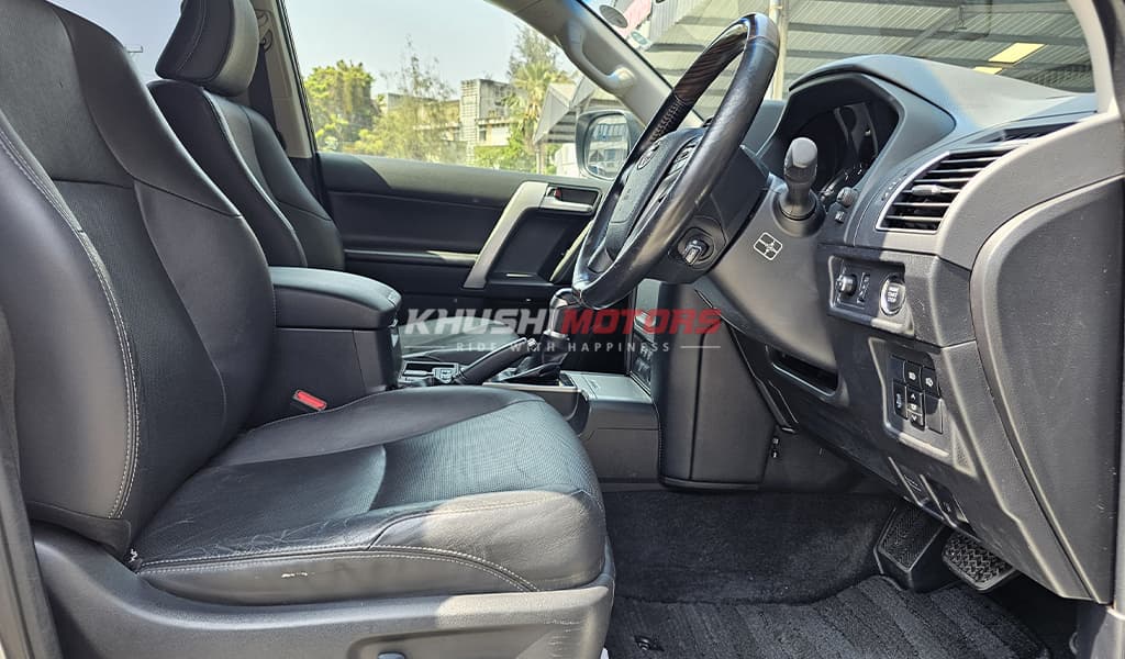 2018 Toyota Land Cruiser Prado image-7
