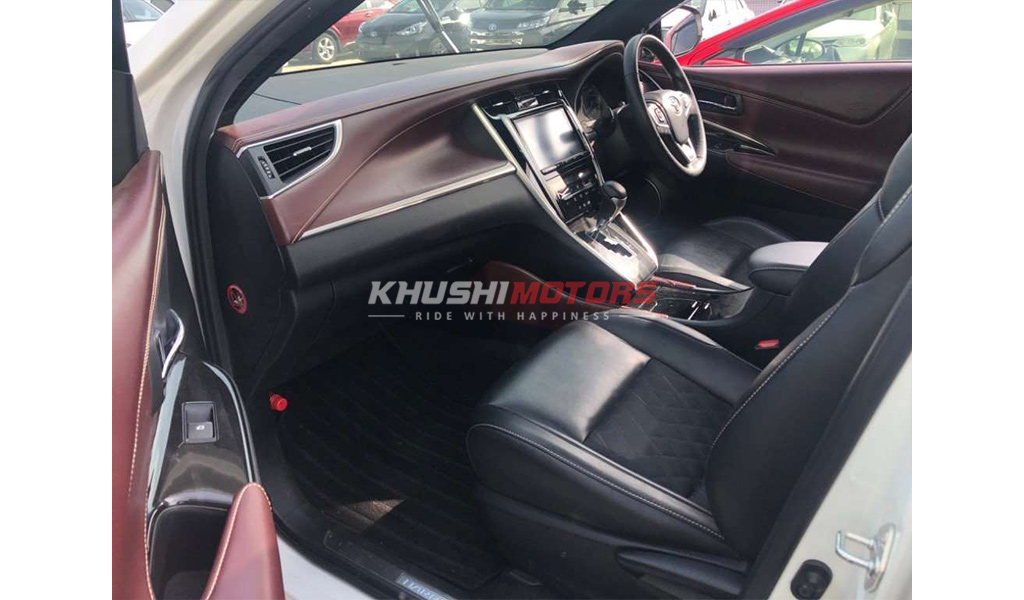 2018 Toyota Harrier image-5