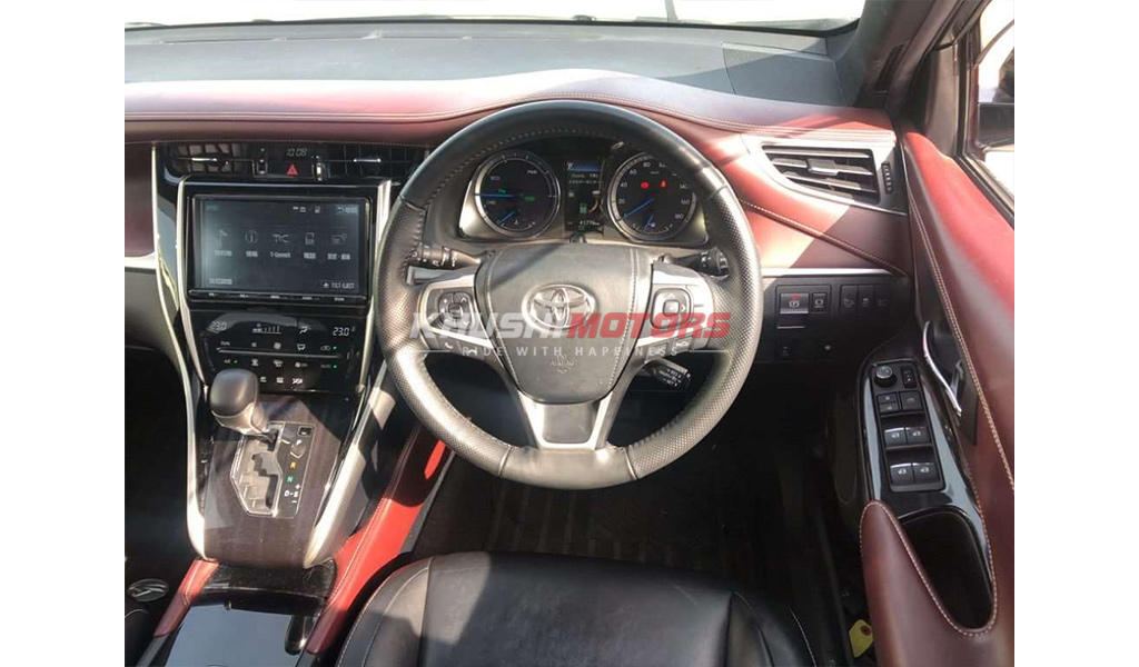2018 Toyota Harrier image-9