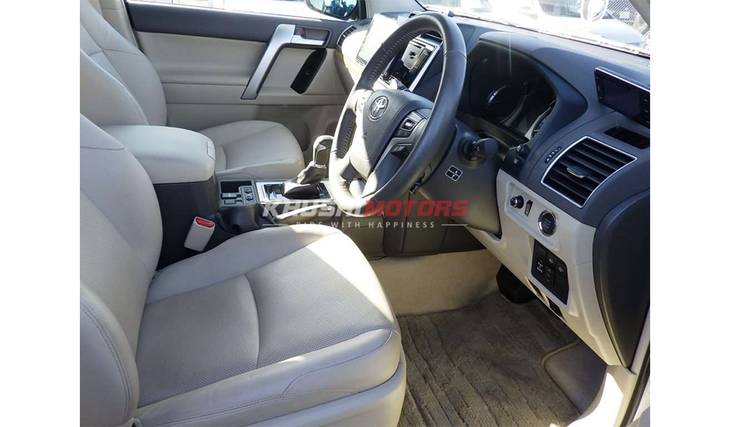 2018 Toyota Land Cruiser Prado image-5