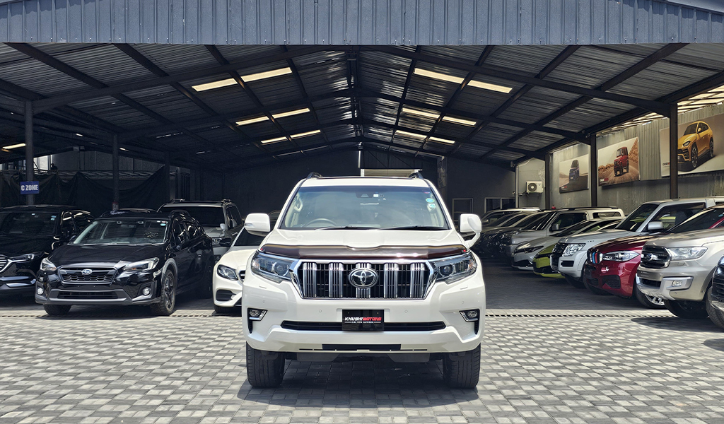 2018 Toyota Land Cruiser Prado image-10