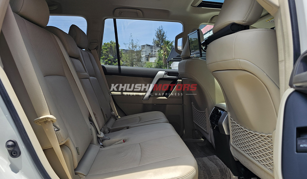 2018 Toyota Land Cruiser Prado image-21