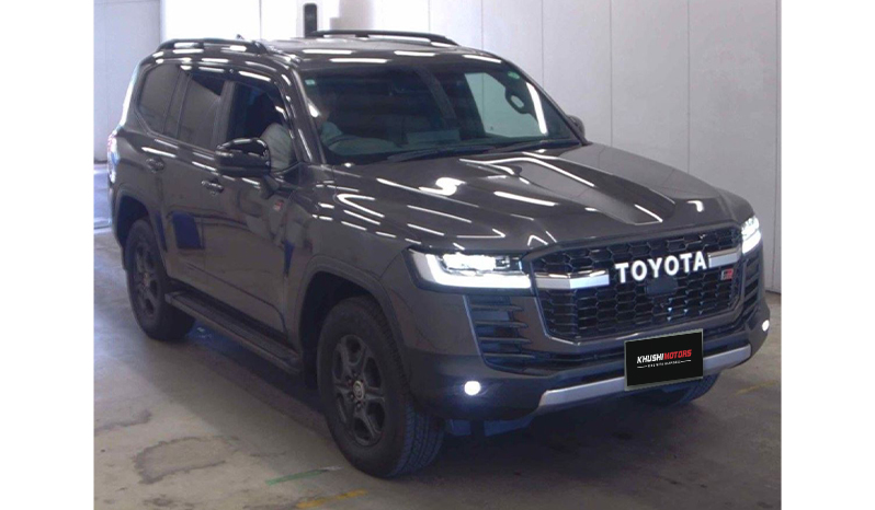 2023 Toyota Land Cruiser image-1