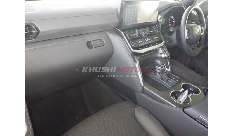 2023 Toyota Land Cruiser image-5