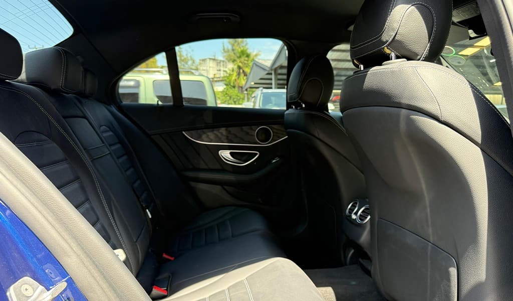 2018 Mercedes-Benz C200 image-11