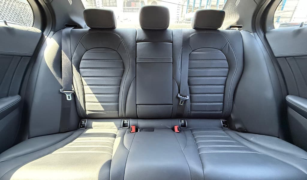 2018 Mercedes-Benz C200 image-12