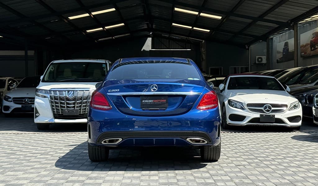 2018 Mercedes-Benz C200 image-19