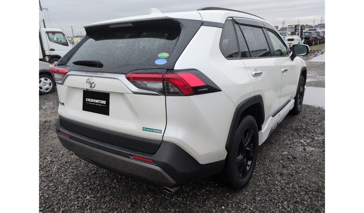 2021 Toyota RAV-4 G image-4