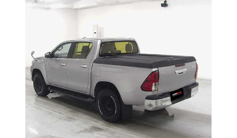 2019 Toyota Hilux image-6