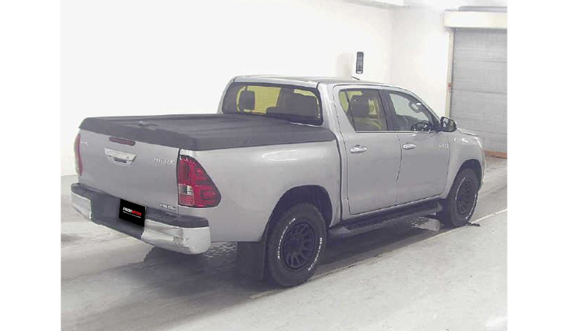 2019 Toyota Hilux image-7