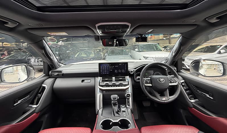 2022 Toyota Land Cruiser image-16