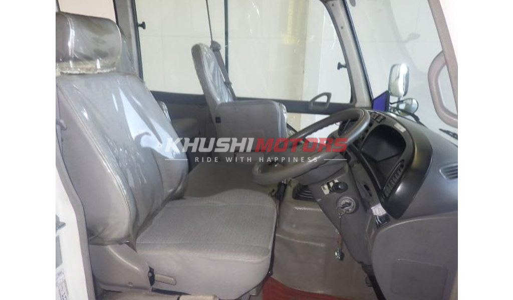 2004 Toyota Toyota Coaster image-6