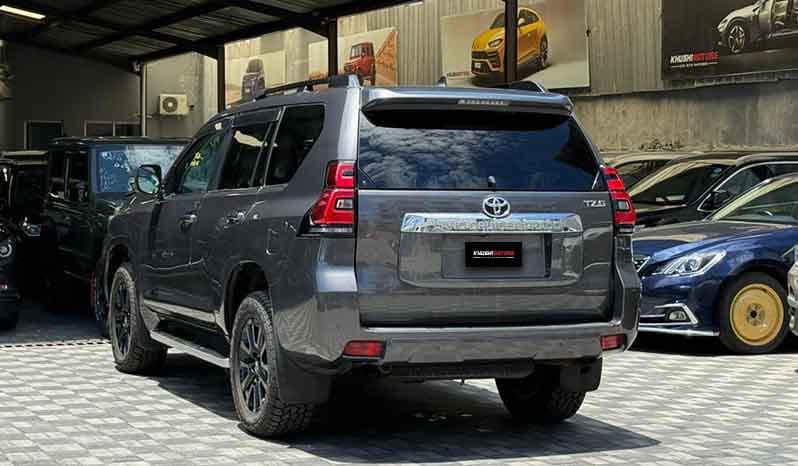 2018 Toyota Land Cruiser Prado image-12