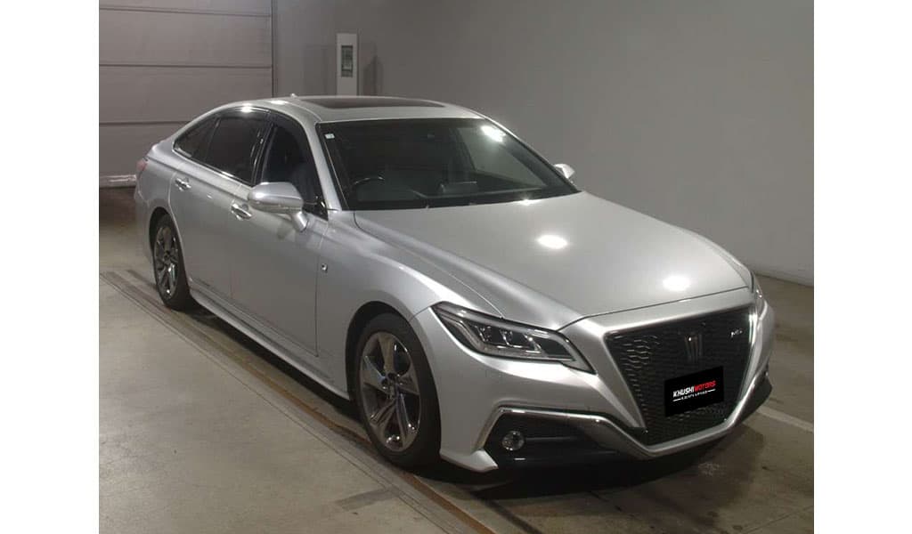 2018 Toyota Crown image-1