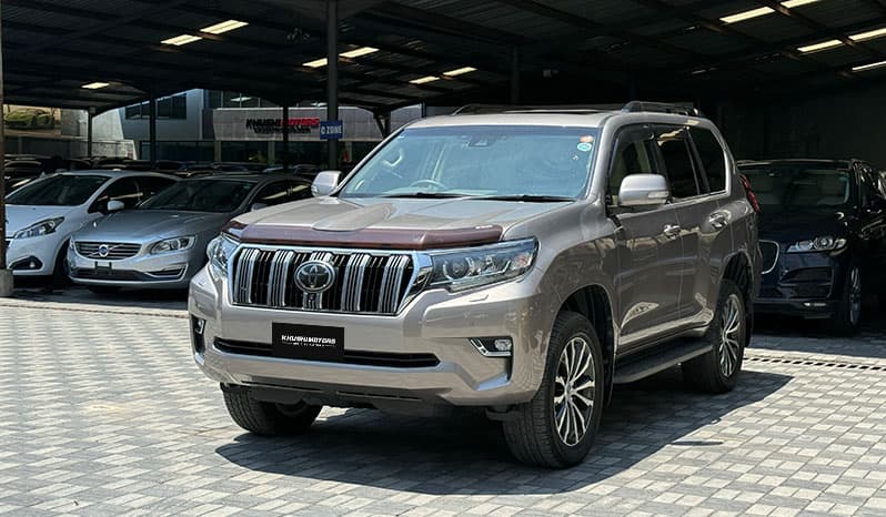 2018 Toyota Land Cruiser Prado image-8