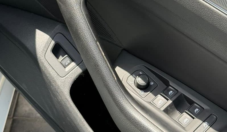 2018 Volkswagen Arteon image-16