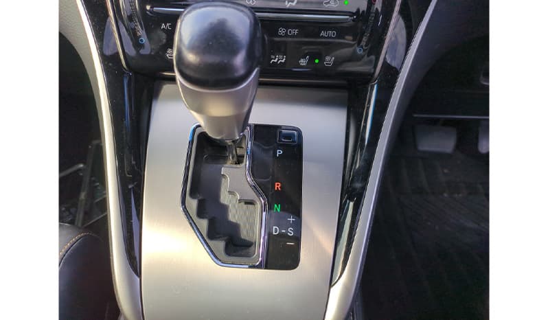 2018 Toyota Harrier image-6