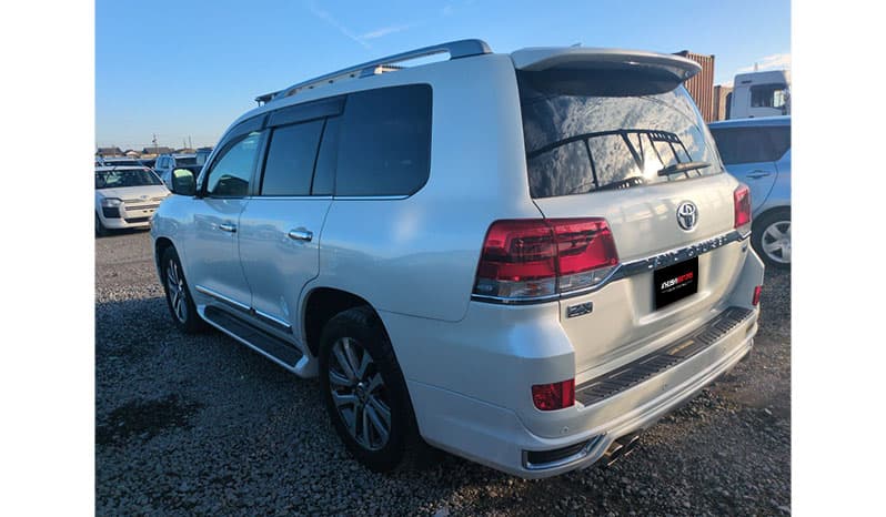 2019 Toyota Land Cruiser ZX image-3