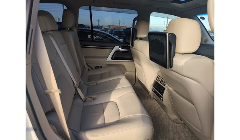2019 Toyota Land Cruiser ZX image-9