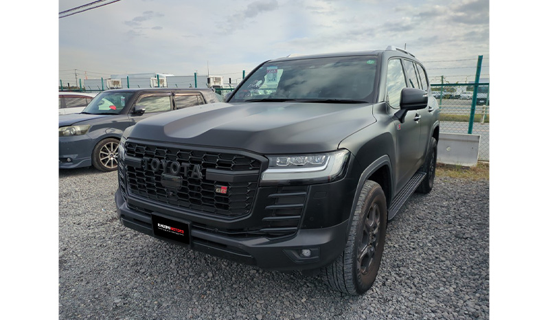 2021 Toyota Land Cruiser image-3