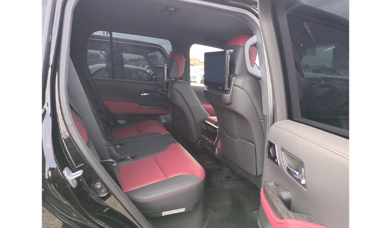 2021 Toyota Land Cruiser image-7