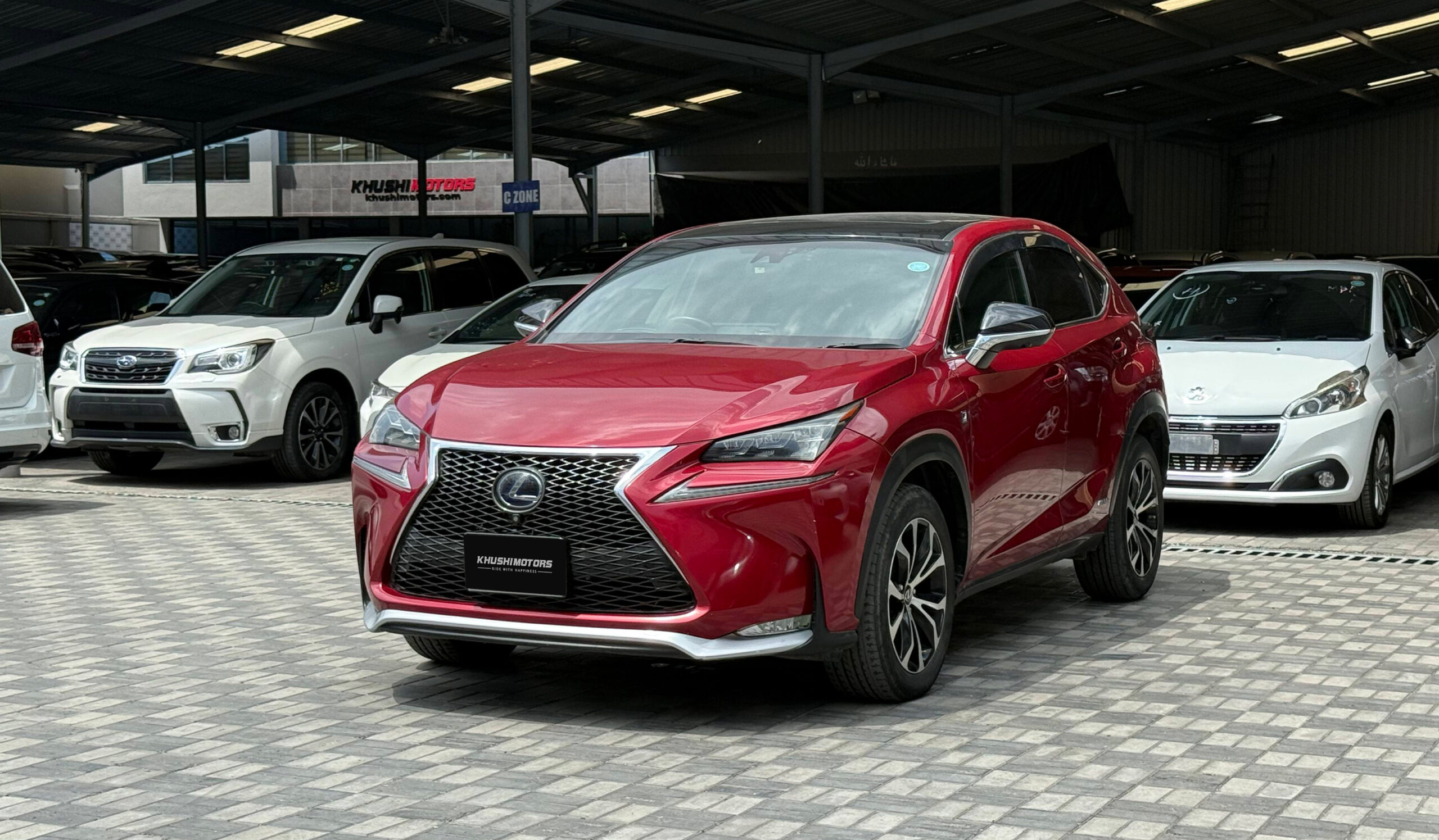 2015 Lexus Nx300h image-3