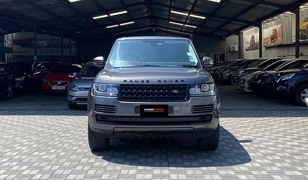 2014 Land Rover Range Rover Vogue image-1