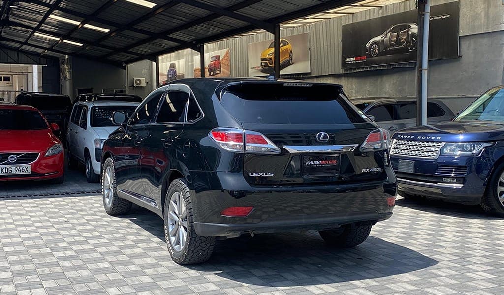 2014 Lexus Rx450h image-8