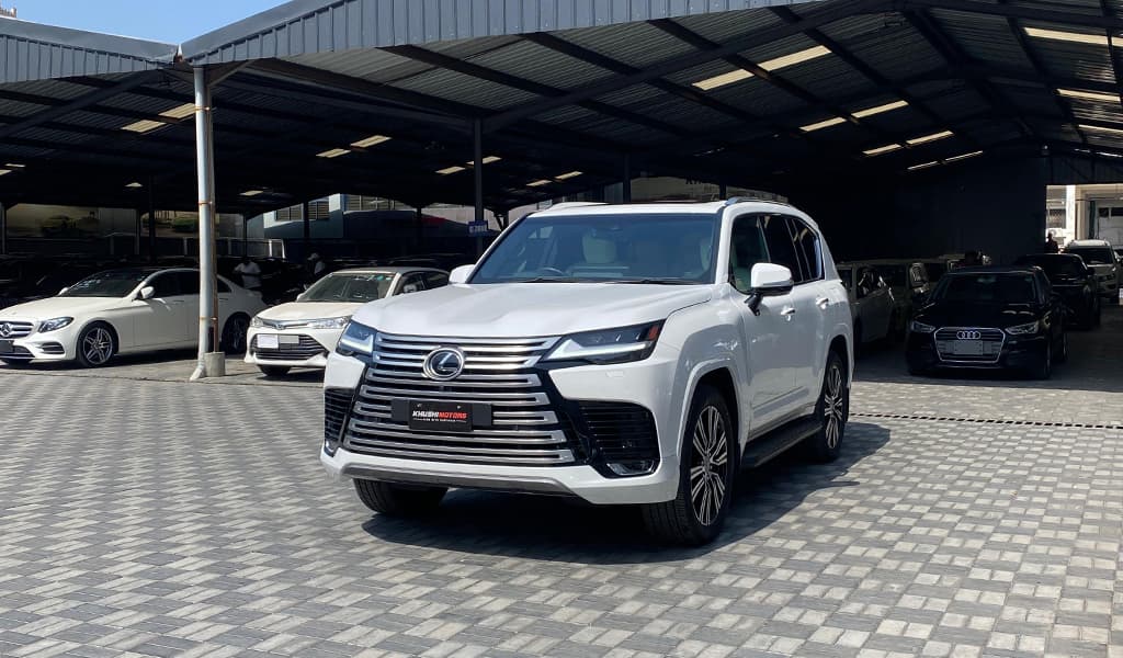 2023 Lexus Lx500d image-14