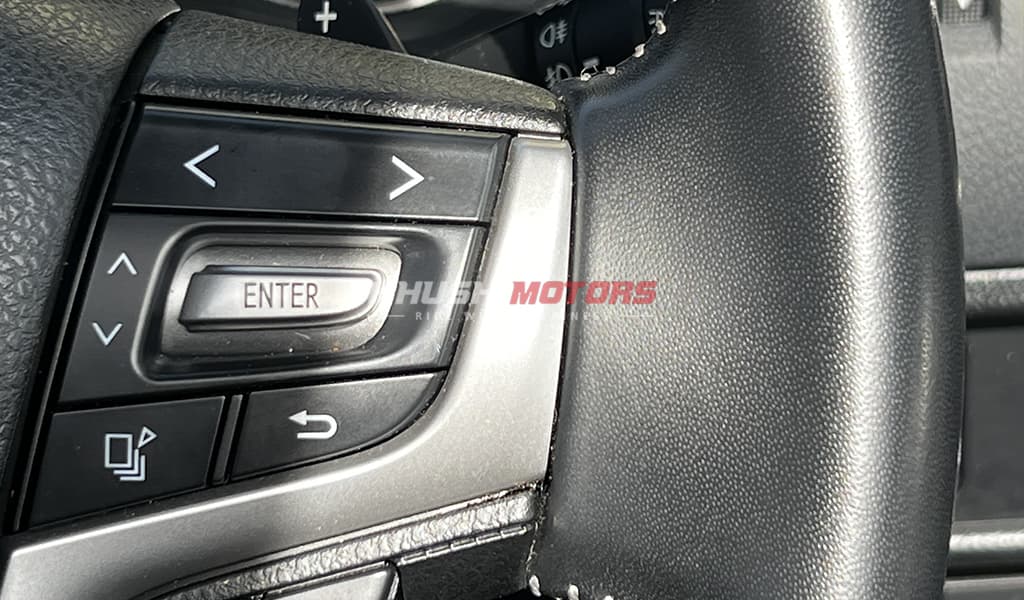 2022 Toyota Land Cruiser Prado image-11