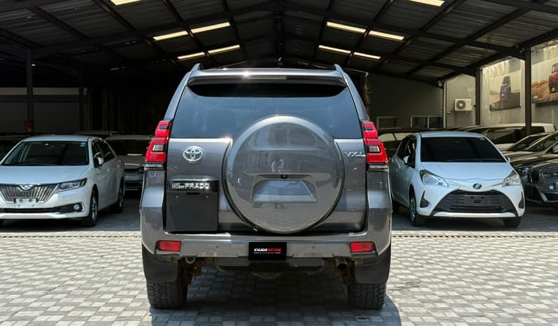2019 Toyota Land Cruiser Prado image-5